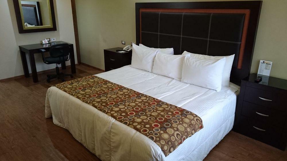Quinta Dorada Hotel & Suites Saltillo Luaran gambar